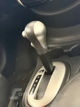 VERSA SL 1.6 16V FlexStart 4p Aut.