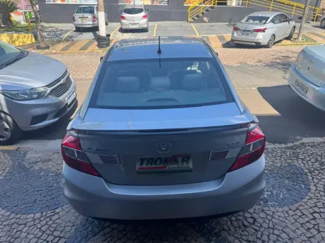 Civic Sedan LXS 1.8/1.8 Flex 16V Aut. 4p