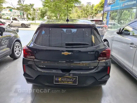 ONIX 1.0 TURBO FLEX LTZ AUTOMÁTICO