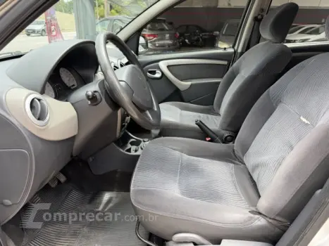 SANDERO - 1.6 PRIVILÉGE 16V 4P MANUAL