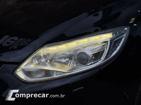 FOCUS 2.0 Titanium Plus Sedan 16V
