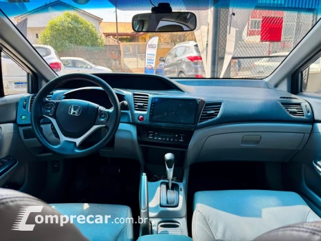 Civic 2.0 16V 4P LXR