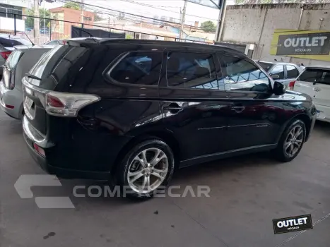OUTLANDER 2.0 16V GASOLINA 4P AUTOMÁTICO