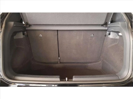 T-CROSS 1.0 200 TSI TOTAL FLEX COMFORTLINE AUTOMÁ