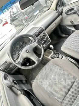 Classic Sedan 1.0 4P VHCE FLEX LS