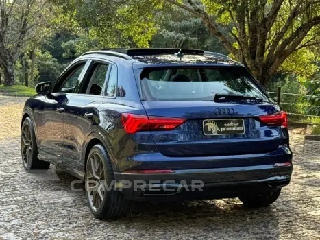 Q3 2.0 40 TFSI GASOLINA PERFORMANCE BLACK QUATTRO TIPTRONIC