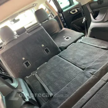 COMMANDER 1.3 T270 Turbo Limited