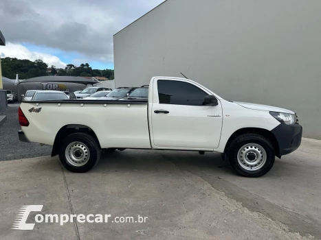 HILUX 2.4 4X4 CS 8V