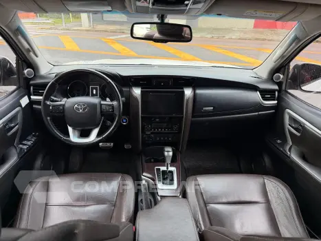 HILUX 2.8 SRX 4X4 CD 16V