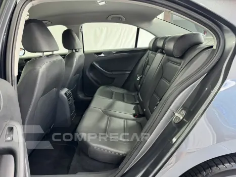 JETTA 2.0 TSI Highline 211cv