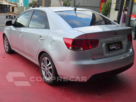 Cerato 1.6 16V Aut.