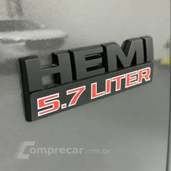 CLASSIC LARAMIE 5.7 CD V8 4X4 Aut.