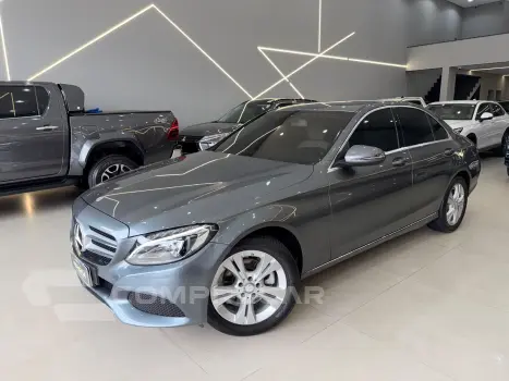Mercedes-Benz C 180 4 portas