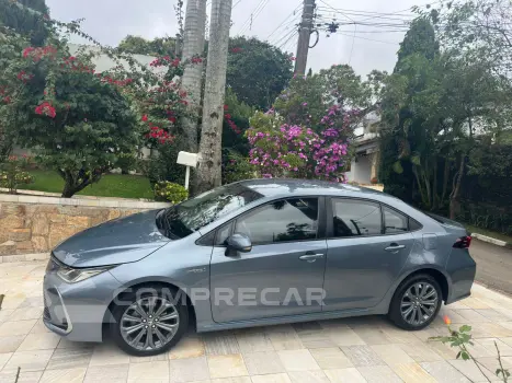 COROLLA 1.8 VVT-I Hybrid Altis