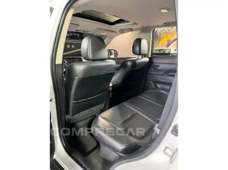 OUTLANDER 2.2 4X4 16V DIESEL 4P AUTOMÁTICO