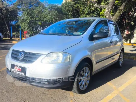 Volkswagen FOX - 1.6 MI PLUS 8V 4P MANUAL 4 portas