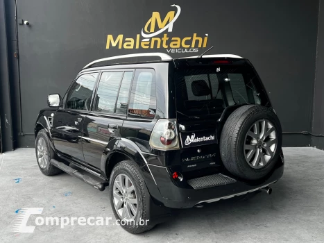 PAJERO TR4 2.0 4X2 16V 140CV FLEX 4P AUTOMÁTICO