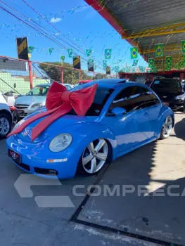 Volkswagen NEW BEETLE 2.0 MI 8V 4 portas
