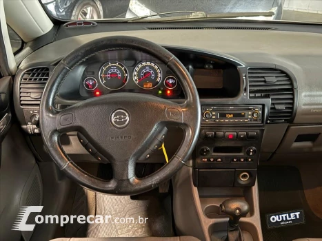 ZAFIRA 2.0 MPFI ELITE 8V FLEX 4P AUTOMÁTICO