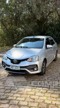 Toyota ETIOS 1.5 PLATINUM SEDAN 16V FLEX 4P AUTOMÁTICO 4 portas