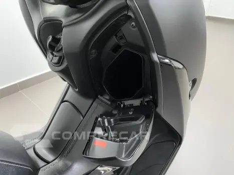 YAMAHA XMAX 250 ABS