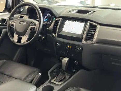 Ranger 3.2 20V XLT 4X4 CABINE DUPLA TURBO DIESEL AUTOMÁTICO