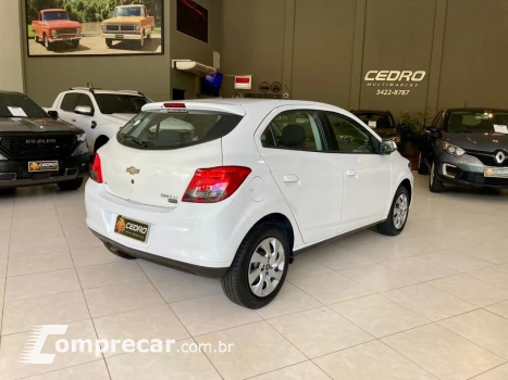 Onix Hatch 1.4 4P FLEX LT