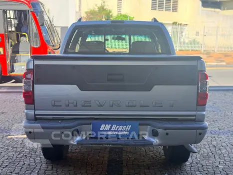 S10 2.4 MPFI Executive 4X2 CD 8V