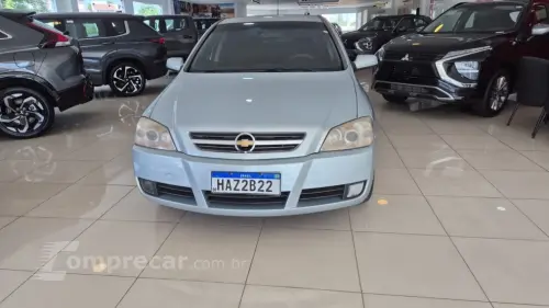 ASTRA 2.0 MPFI Advantage Sedan 8V