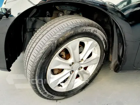Fit LX 1.4/ 1.4 Flex 8V/16V 5p Mec.