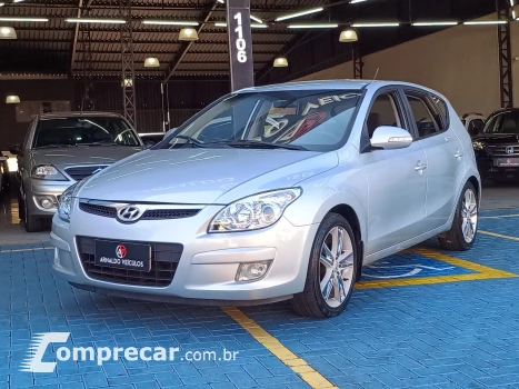 Hyundai i30 2.0 16V 145cv 5p Aut. 4 portas