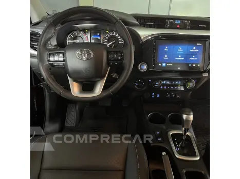 HILUX 2.8 D-4D TURBO DIESEL CD SRX PLUS 4X4 AUTOMÁTICO
