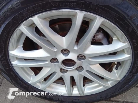 FOCUS SEDAN - 2.0 GLX SEDAN 16V 4P AUTOMÁTICO