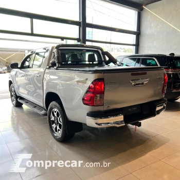 Hilux CD SRV 4x4 2.7 Flex 16V Aut.