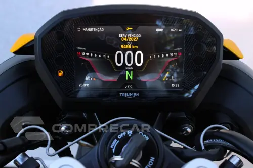 TRIUMPH STREET TRIPLE RS ABS