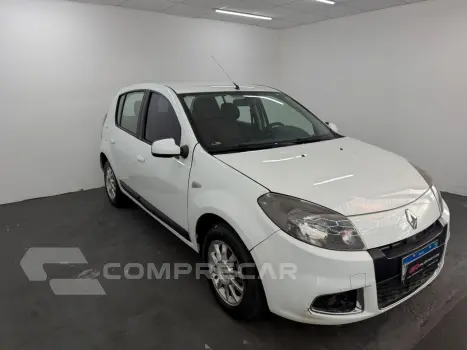 Renault SANDERO Privilège Hi-Flex 1.6 16V 5p Aut 4 portas