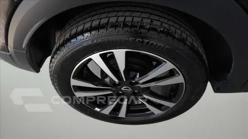 KICKS PLAY 1.6 16V FLEXSTART SENSE XTRONIC