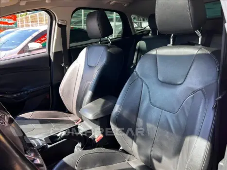 FOCUS 2.0 Titanium Fastback 16V