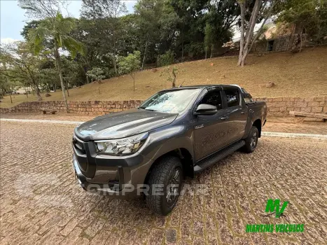 HILUX 2.8 D-4D TURBO DIESEL CD SR 4X4 AUTOMÁTICO