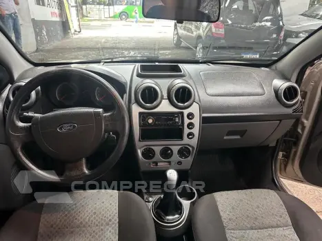 FIESTA 1.6 8V FLEX 4P MANUAL