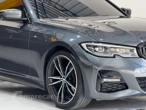 320i 2.0 16V TURBO GASOLINA M SPORT AUTOMÁTICO