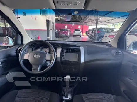 Livina 1.8 16V 4P S FLEX AUTOMÁTICO