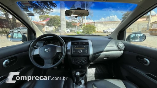 LIVINA 1.6 S 16V