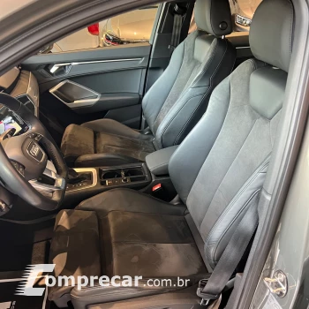 Q3 Black Ed. 1.4 TFSI Flex/Black S-tron.