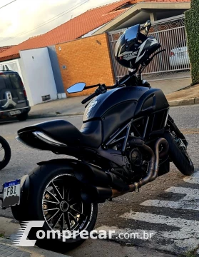 DUCATI  DIAVEL DARK