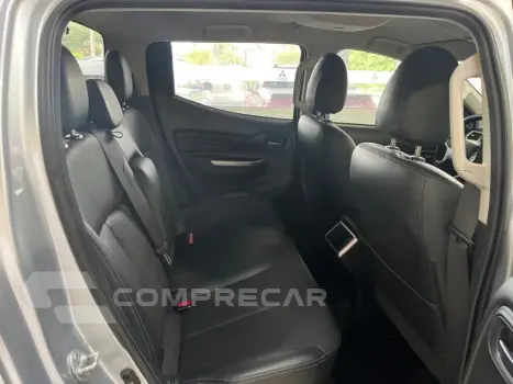 L200 TRITON 2.4 16V Turbo Sport Hpe-s CD 4X4