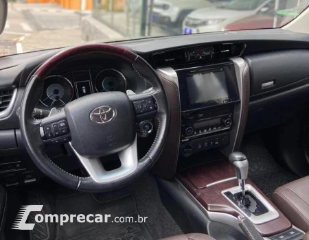 HILUX SWSRXA4FD