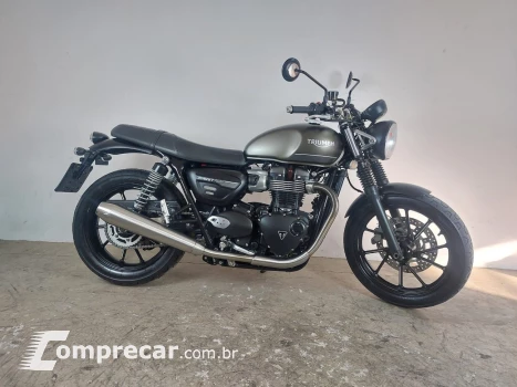 TRIUMPH STREET TWIN