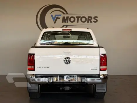 AMAROK 3.0 V6 TDI DIESEL HIGHLINE CD 4MOTION AUTOMÁTICO