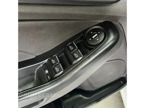 FIESTA 1.6 SE HATCH 16V FLEX 4P POWERSHIFT